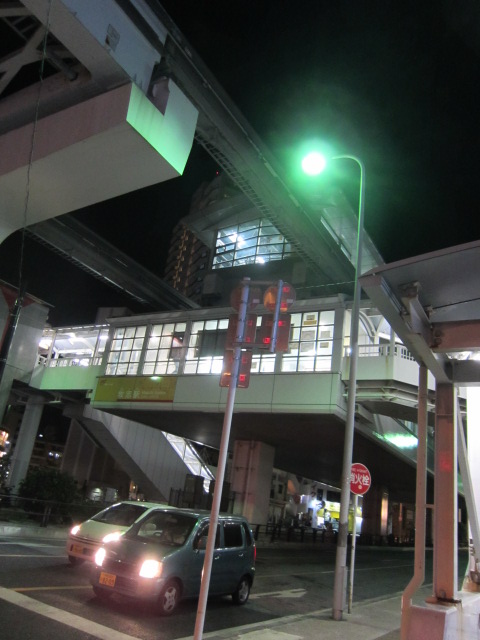 ２・モノレール牧志駅.JPG